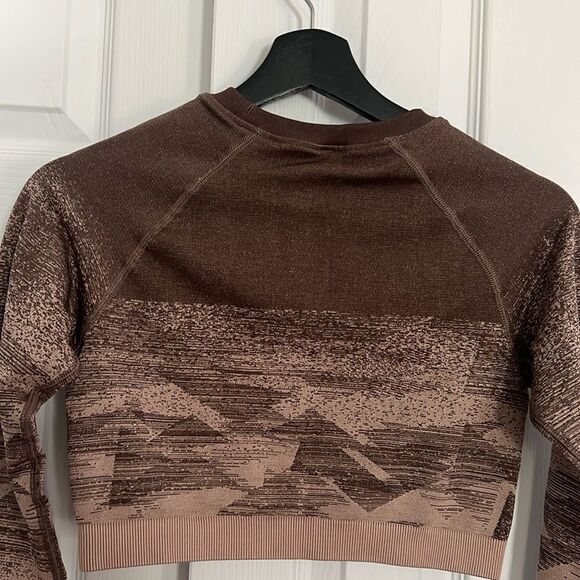 Gymshark Adapt Ombre Crop Top Size M - Picture 6 of 7